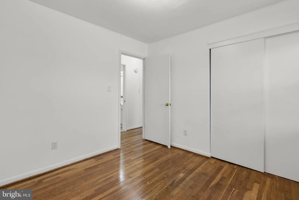 Photo of 18008 MUNCASTER ROAD
