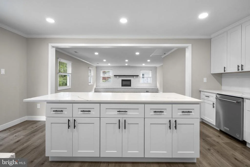 Photo of 12211 MALIN LANE