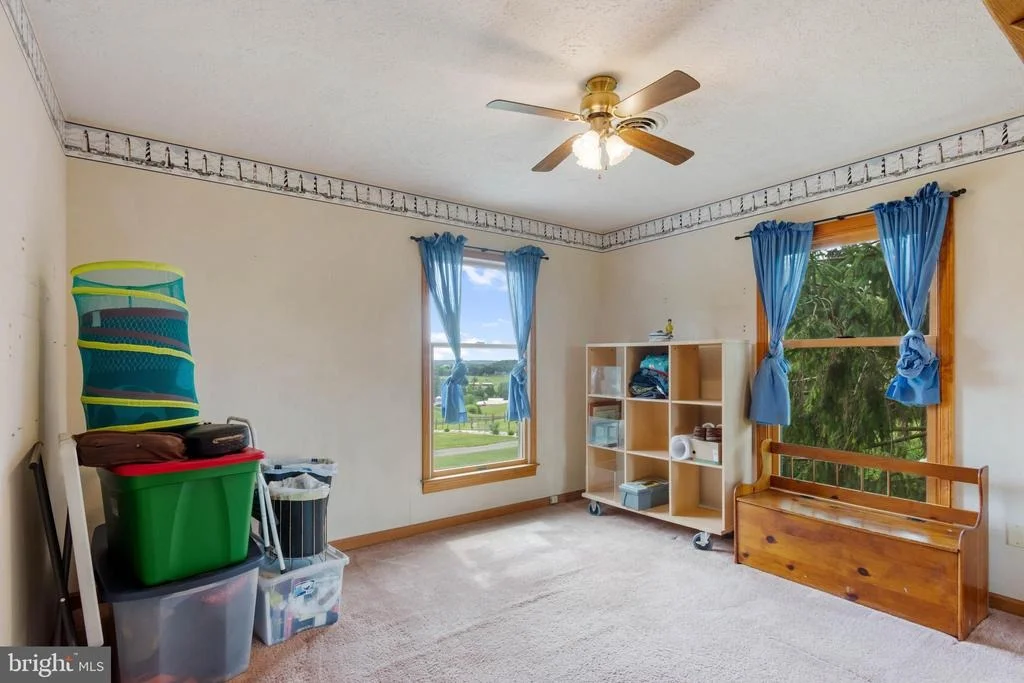 Photo of 2380 MOREAU DRIVE