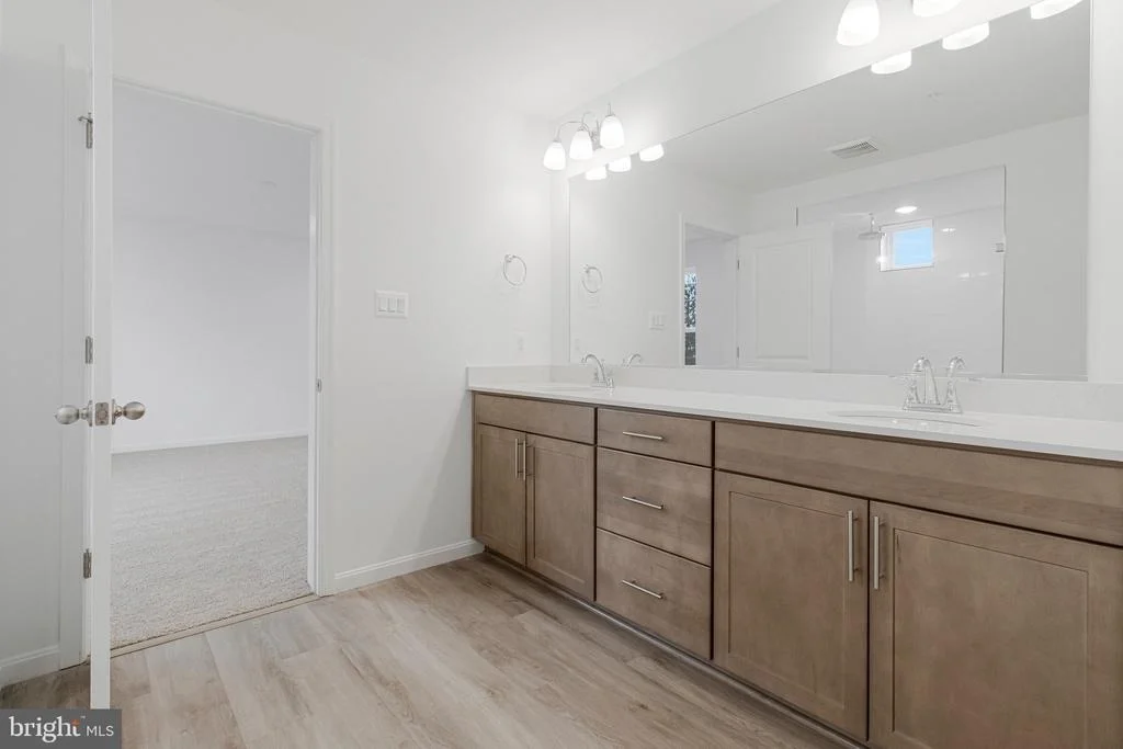 Photo of 41 EVERETT DRIVE