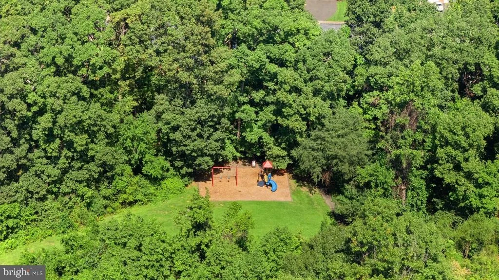 Photo of 13917 STONEFIELD DRIVE