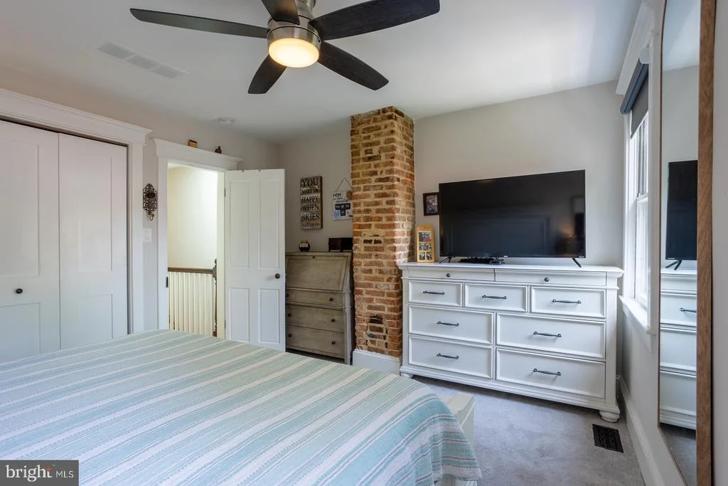 Photo of 32 CORNHILL STREET