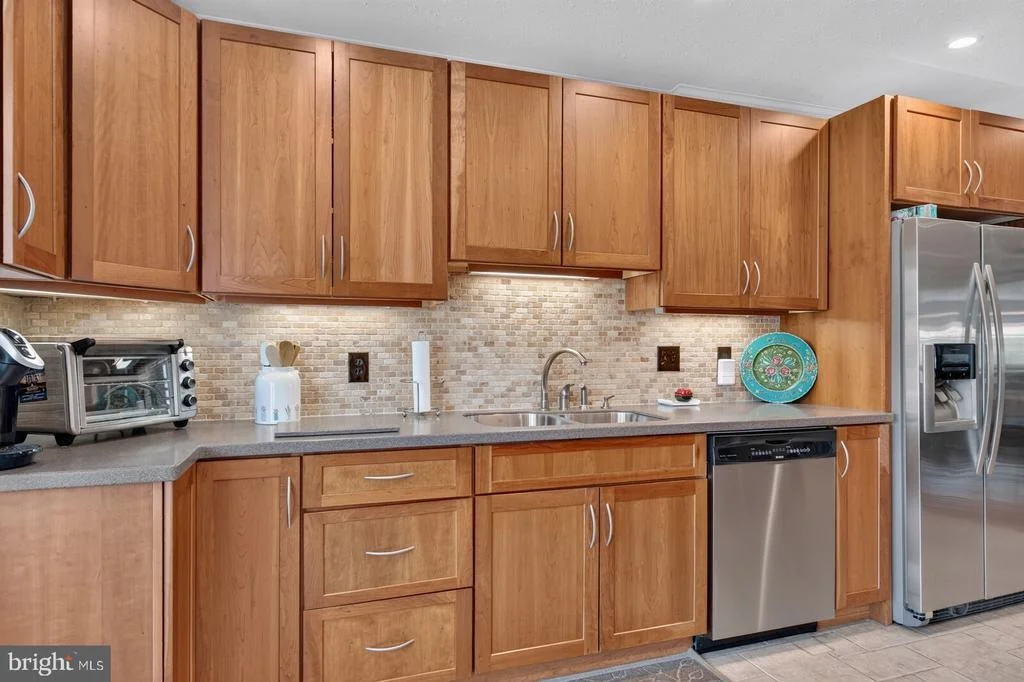 Photo of 18029 LAFAYETTE DRIVE
