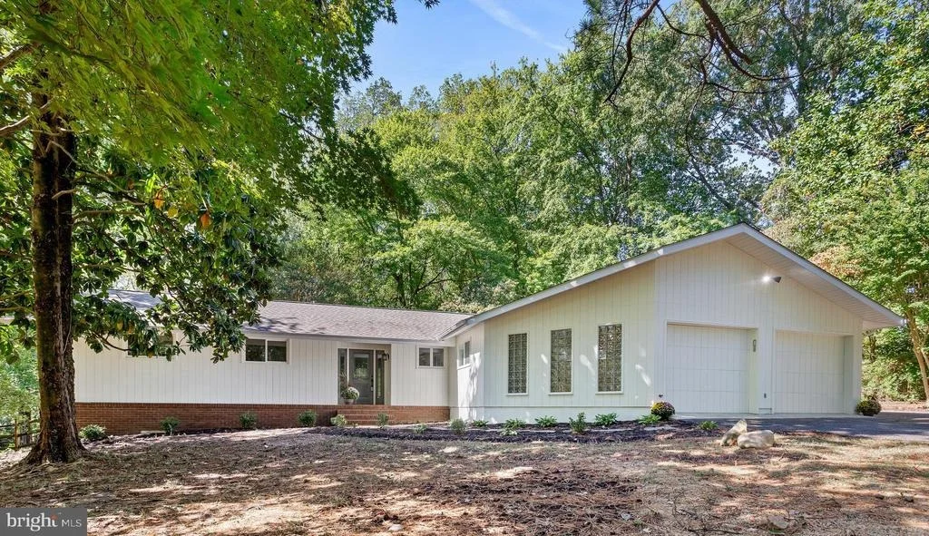 Photo of 1668 WINCHESTER ROAD