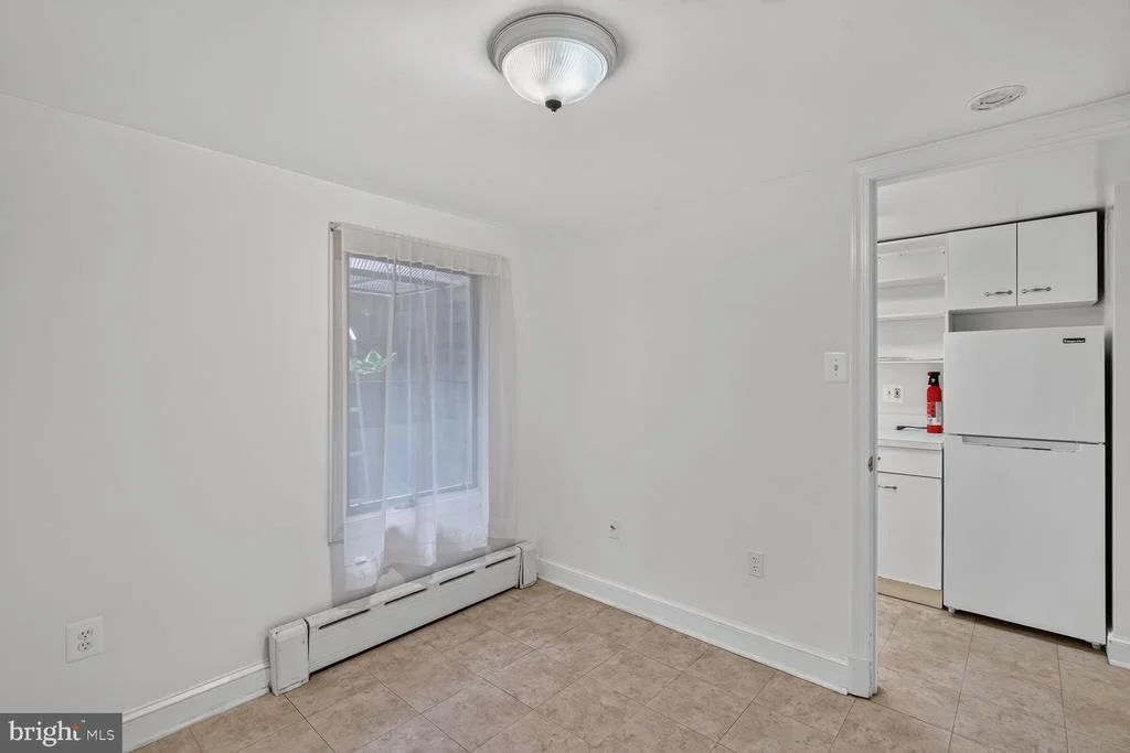 Photo of 2030 LANIER DRIVE