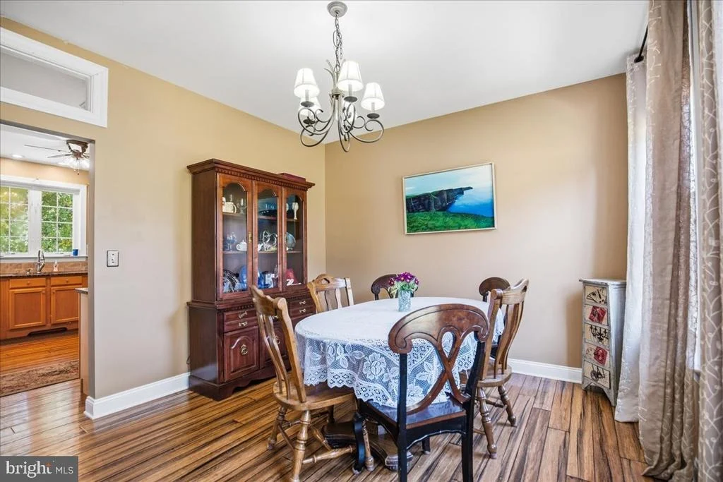 Photo of 965 CAT BIRD LANE
