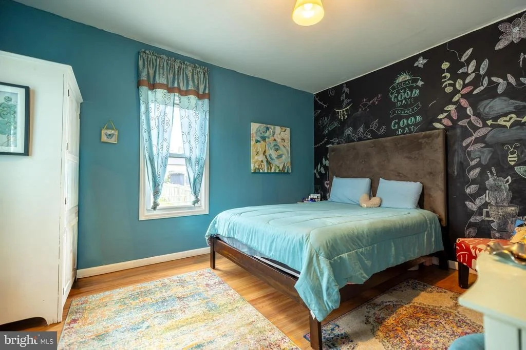 Photo of 39 E 2ND AVENUE