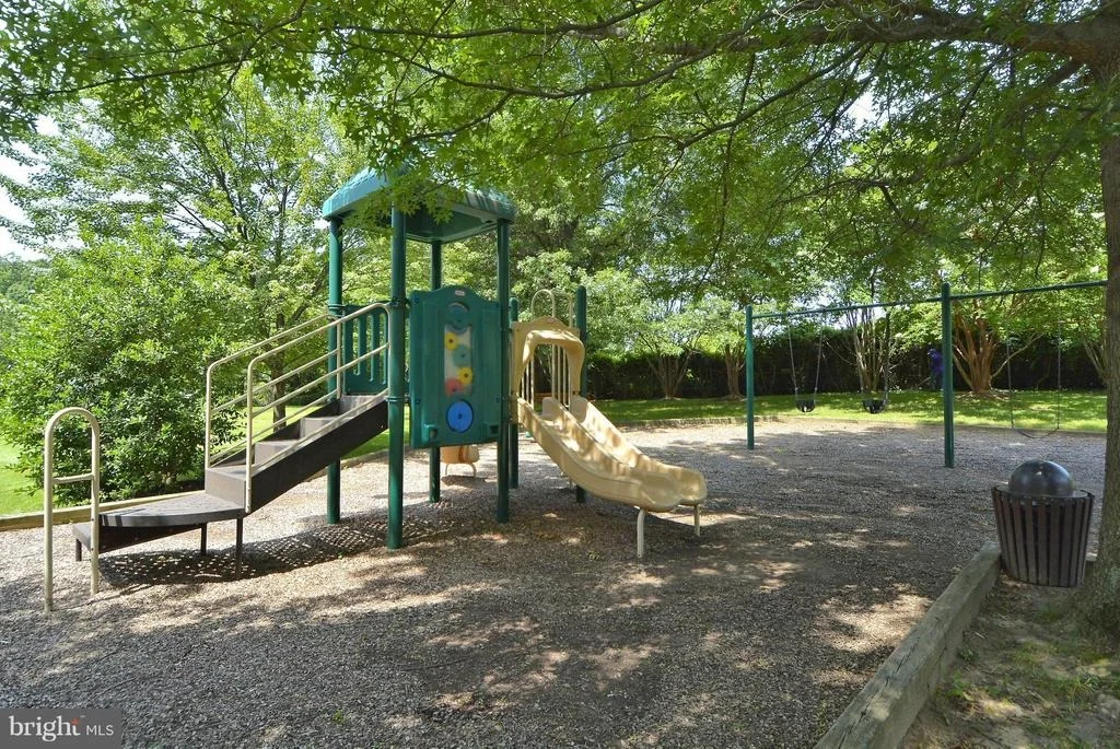 Photo of Unit 201 at 5902 MOUNT EAGLE DRIVE