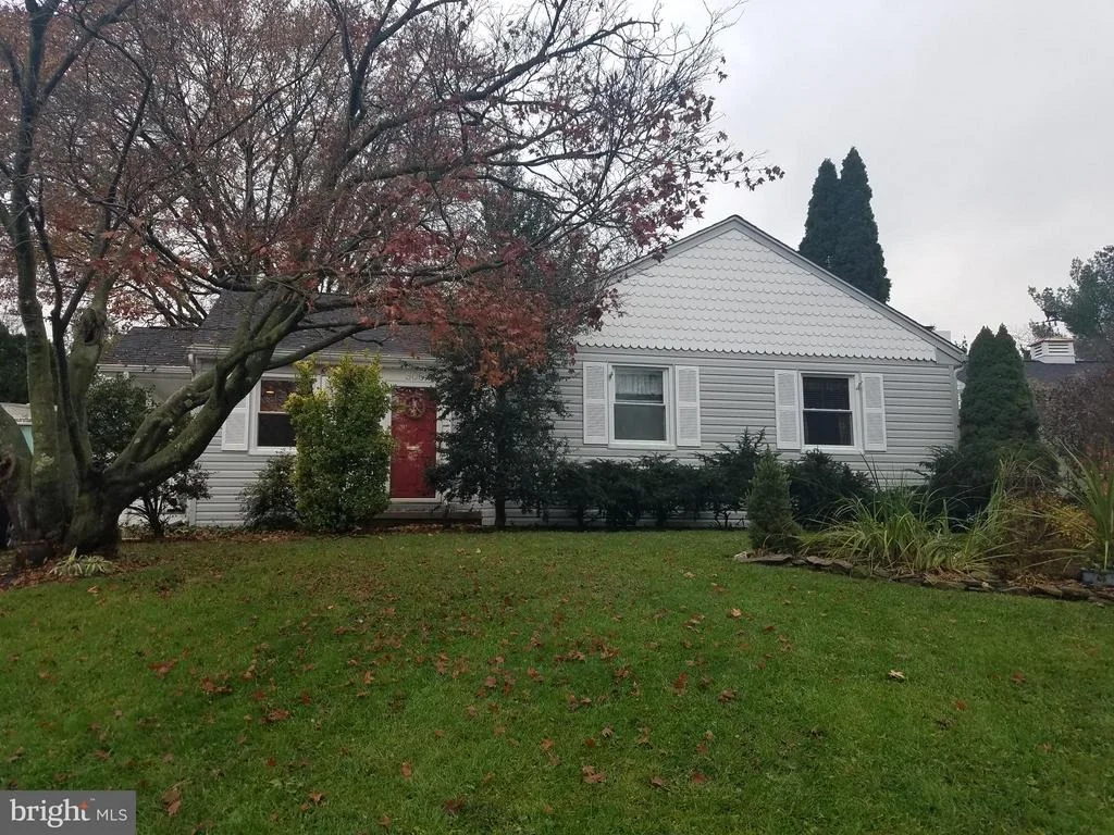 Photo of 306 W 12TH STREET