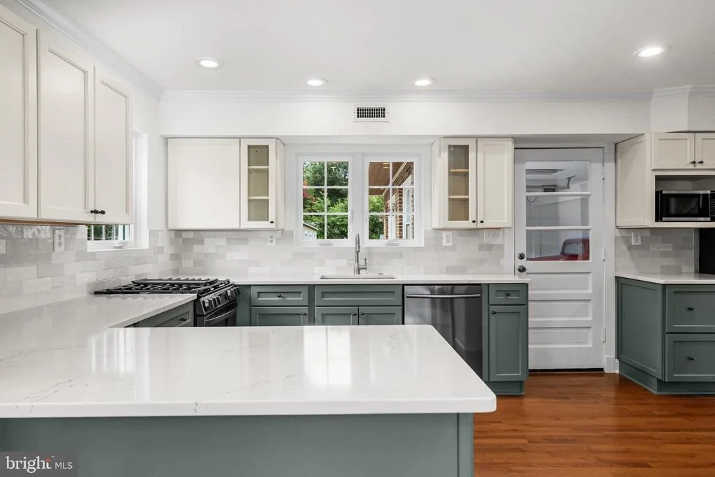 Photo of 8003 JACKSON ROAD