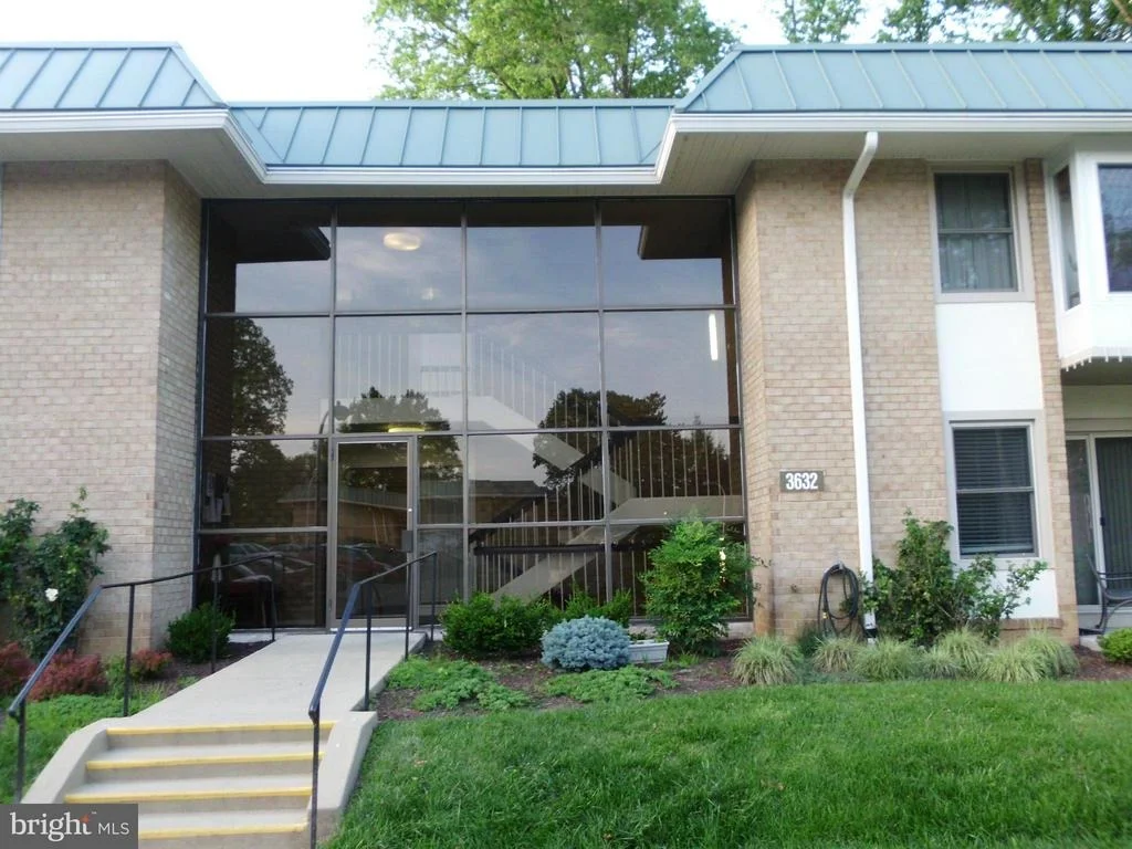 Photo of Unit 81F at 3632 GLENEAGLES DRIVE