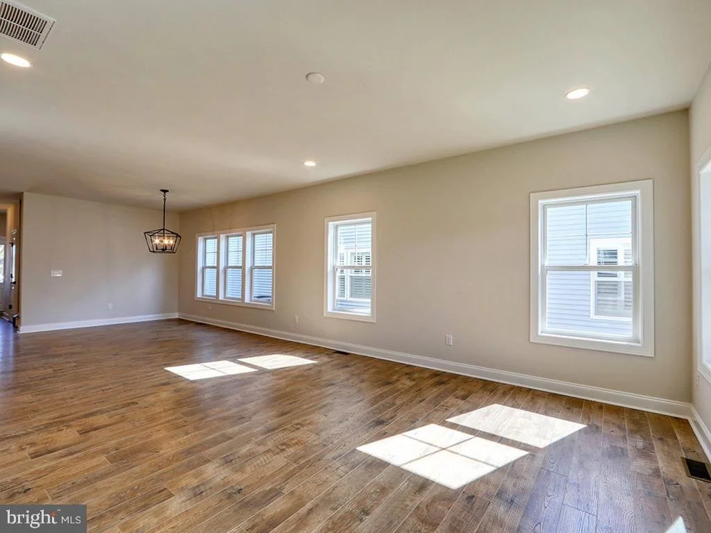 Photo of 33743 CATCHING COVE CT LOT 4
