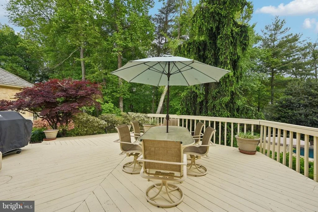 Photo of 9939 BENTCROSS DRIVE