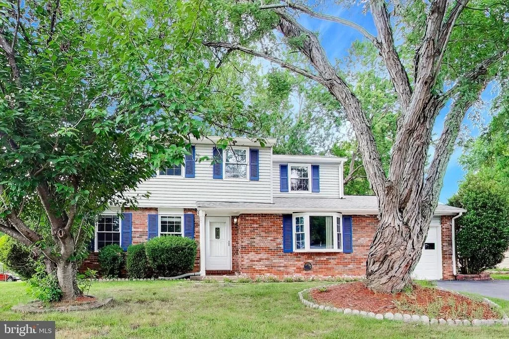 Photo of 9152 BURKE ROAD