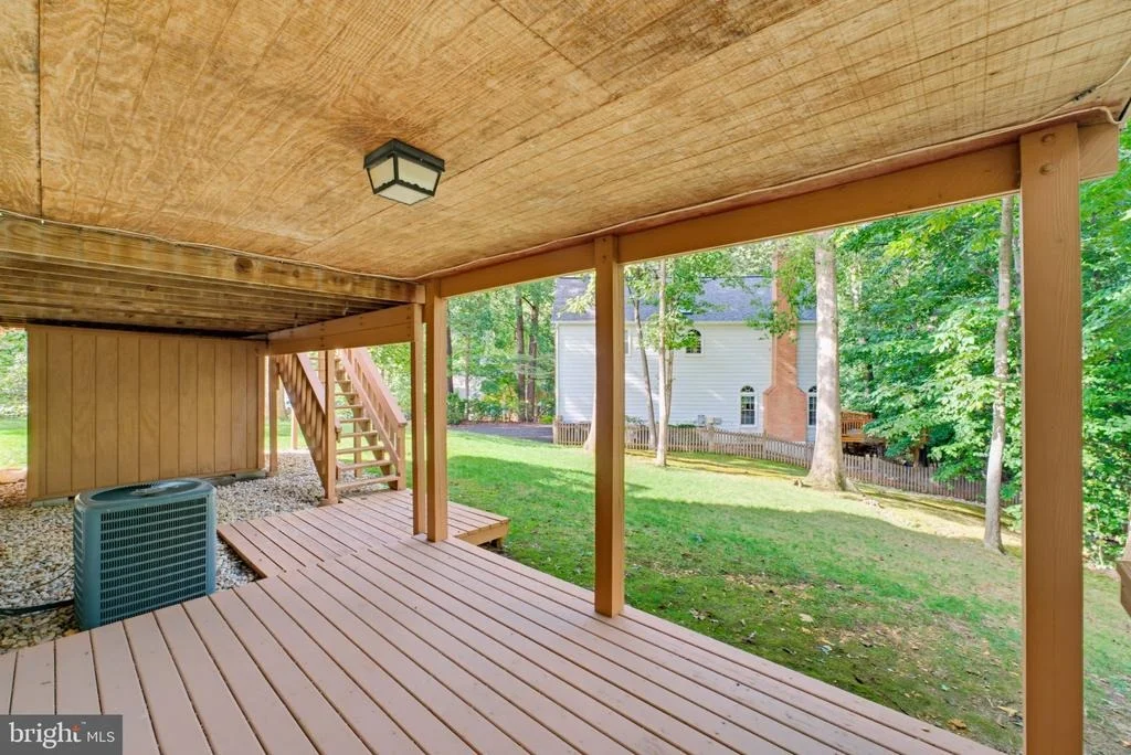 Photo of 7827 BELLEFLOWER DRIVE