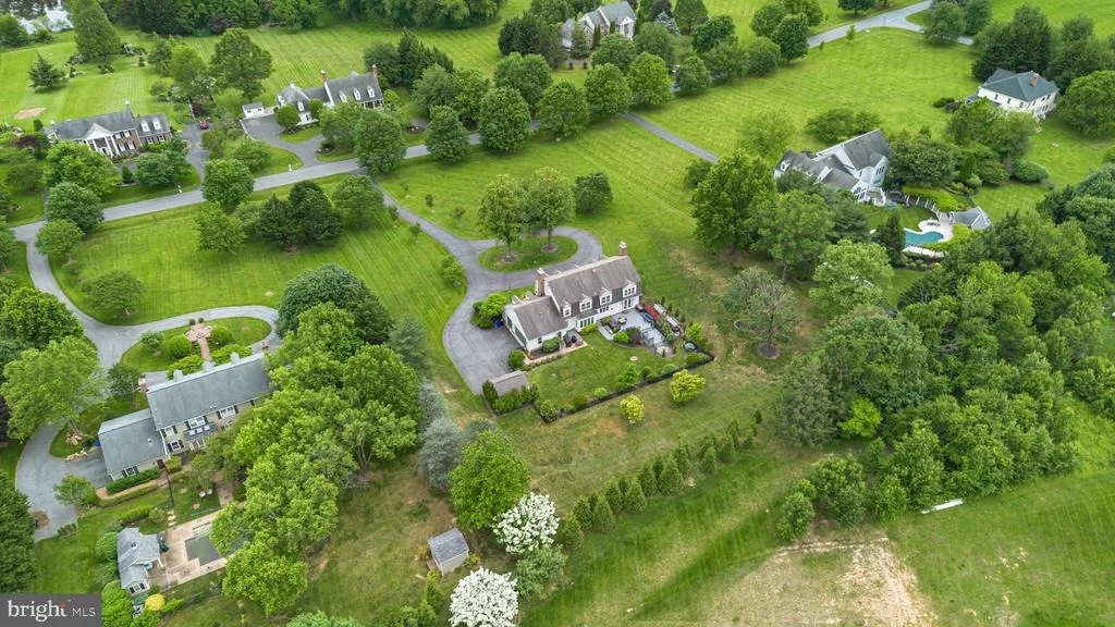 Photo of 21108 GOLF ESTATES DRIVE