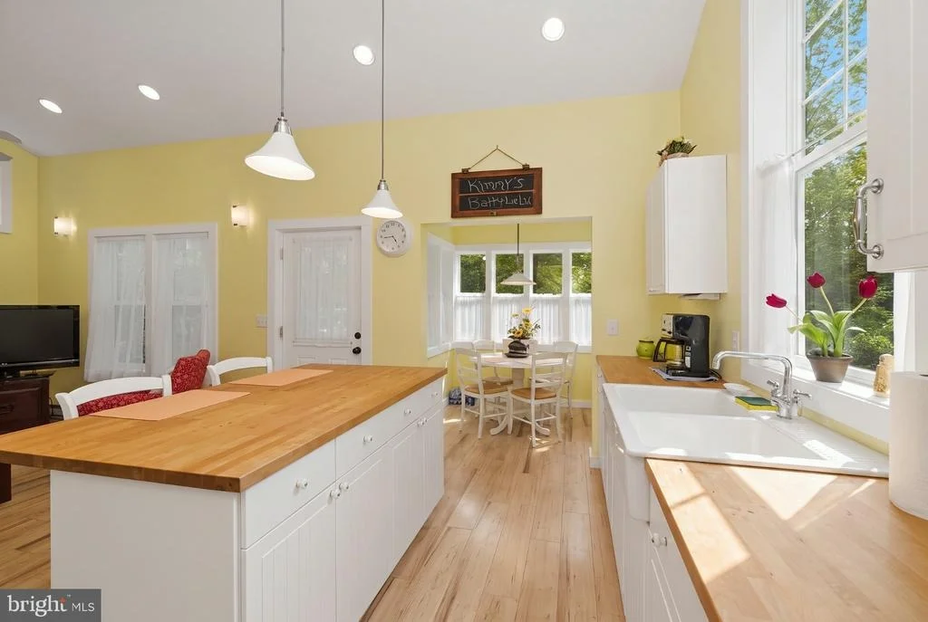 Photo of 252 RACOON DRIVE