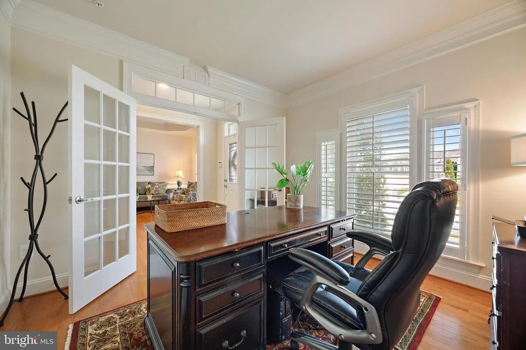 Photo of 2926 LEVEE DRIVE