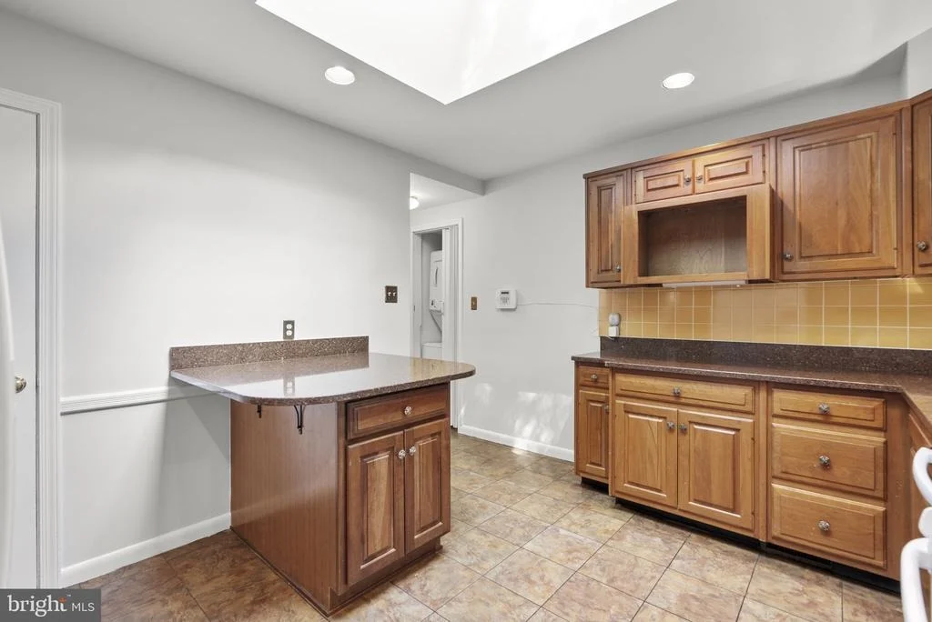 Photo of 9807 MERWOOD LANE