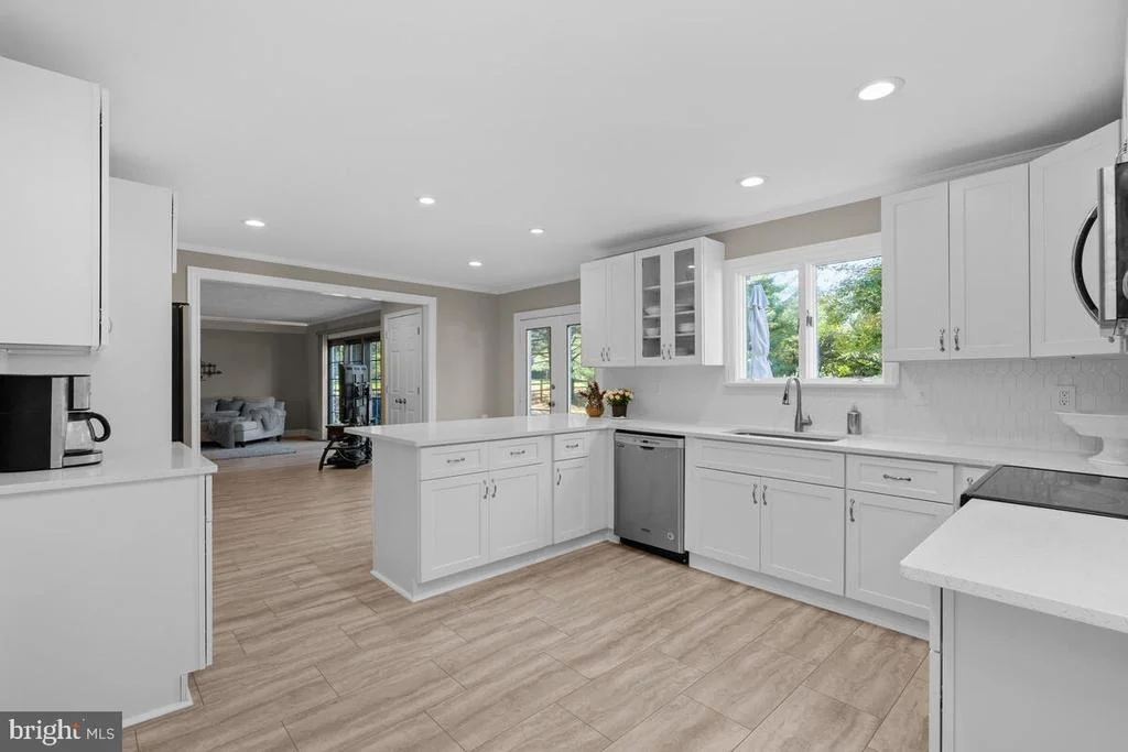 Photo of 8516 PADDOCKVIEW DRIVE
