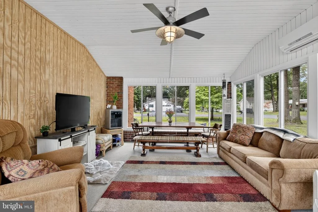 Photo of 4 GRAY DRIVE