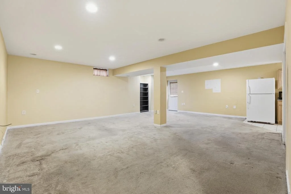 Photo of 1261 CAVENDISH DRIVE