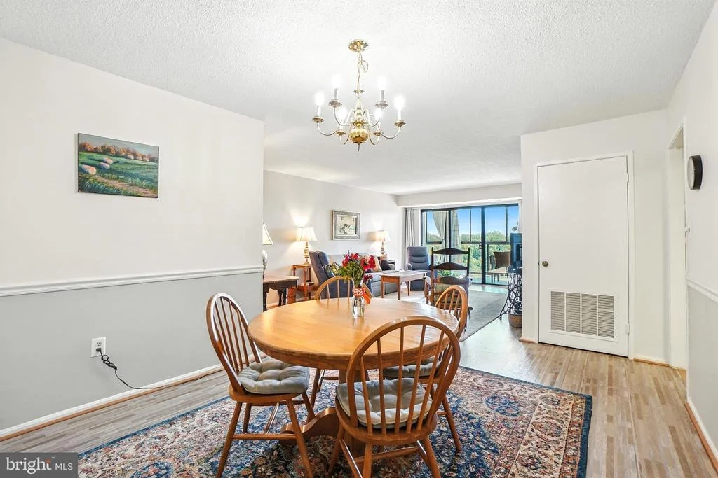 Photo of Unit 11015 at 15101 INTERLACHEN DRIVE
