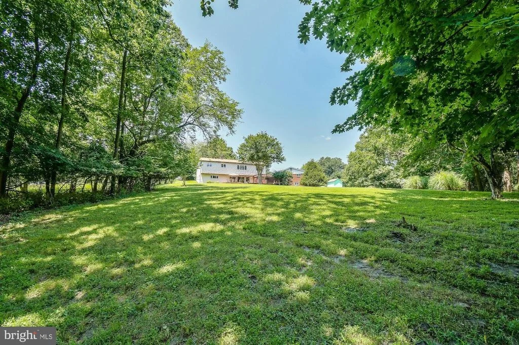 Photo of 1120 DEVERE DRIVE