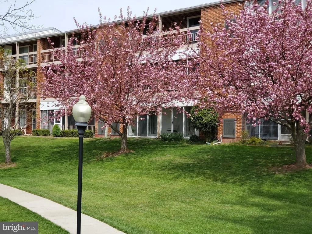 Photo of Unit 161B at 3510 FOREST EDGE DRIVE