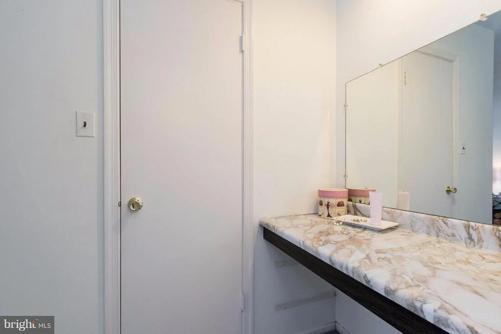 Photo of 9609 PODIUM DRIVE