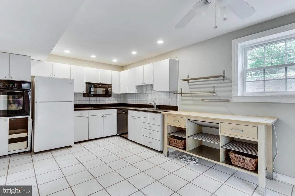 Photo of 6823 SPUR ROAD