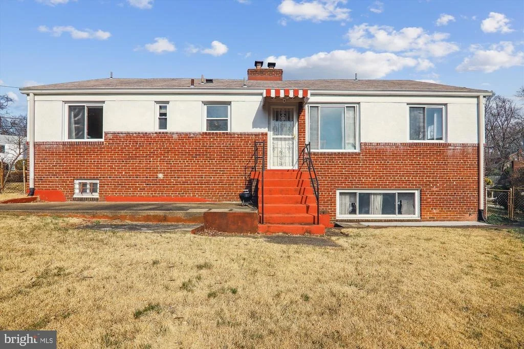 Photo of 2700 ROSS ROAD
