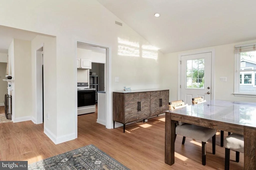 Photo of 812 BAY VIEW DRIVE