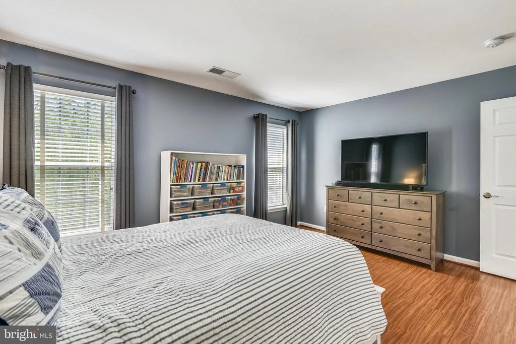 Photo of 25853 SPRING FARM CIRCLE