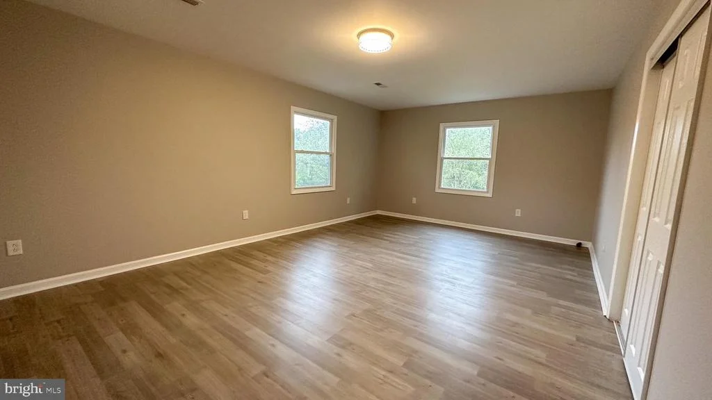 Photo of 8858 HAWBOTTOM ROAD