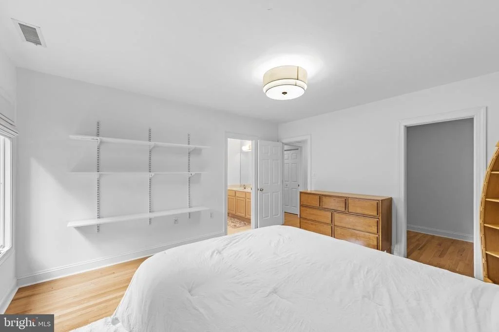 Photo of 123 GLADE CIRCLE W