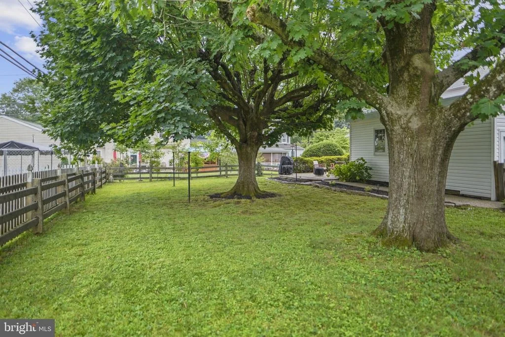 Photo of 2111 RUSH ROAD