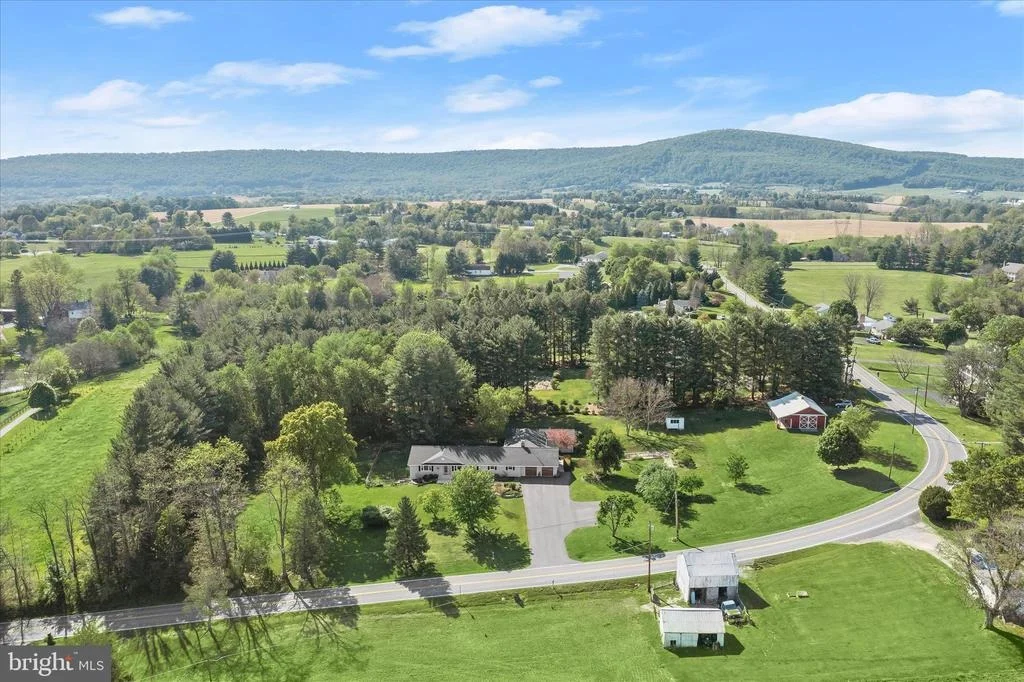 Photo of 2616 QUEBEC SCHOOL ROAD