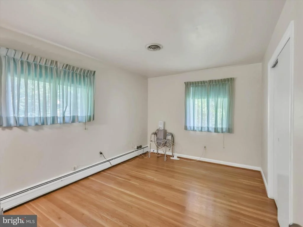 Photo of 13210 LUTES DRIVE
