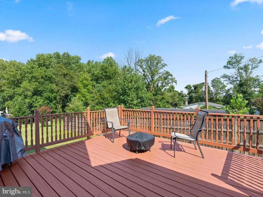 Photo of 6477 MEADOWRIDGE ROAD