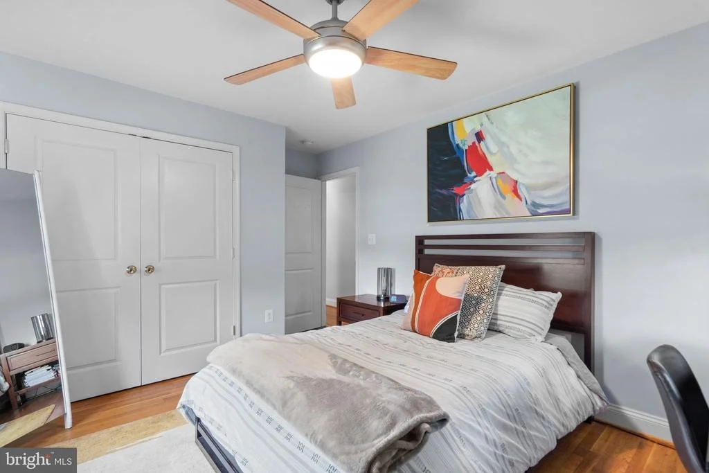 Photo of 4117 QUEEN MARY DRIVE