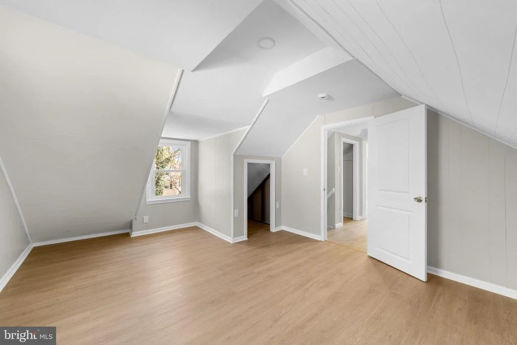 Photo of 179 VICTORY AVENUE