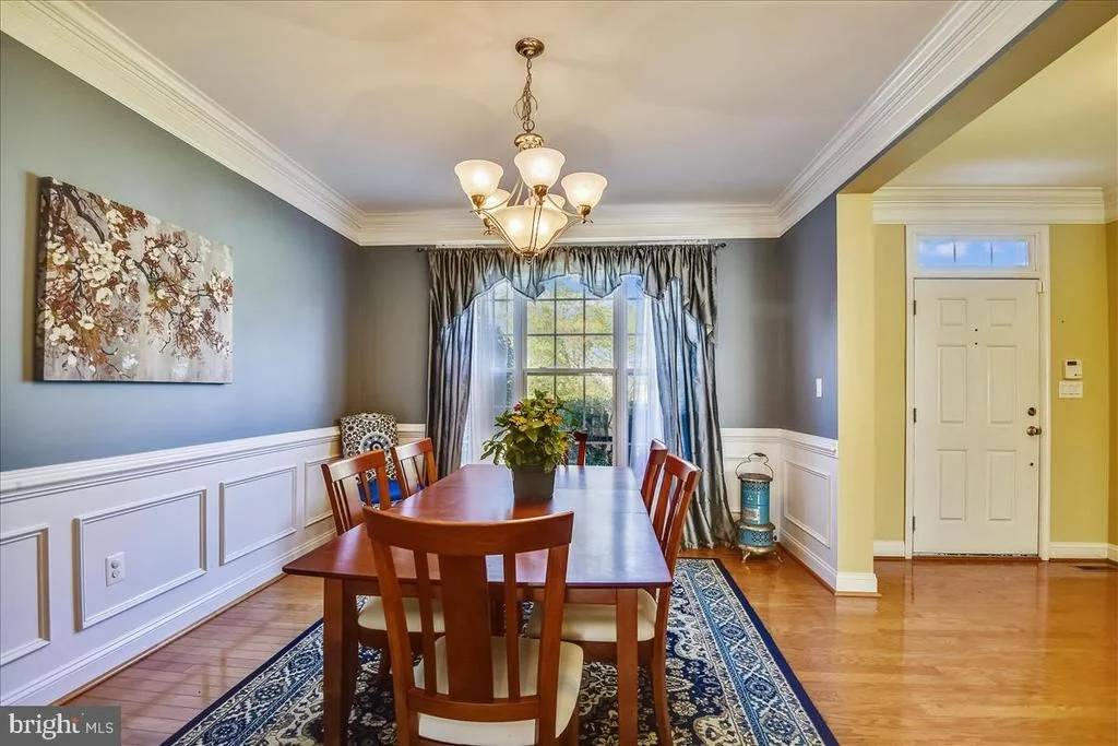Photo of 25861 SPRING FARM CIRCLE