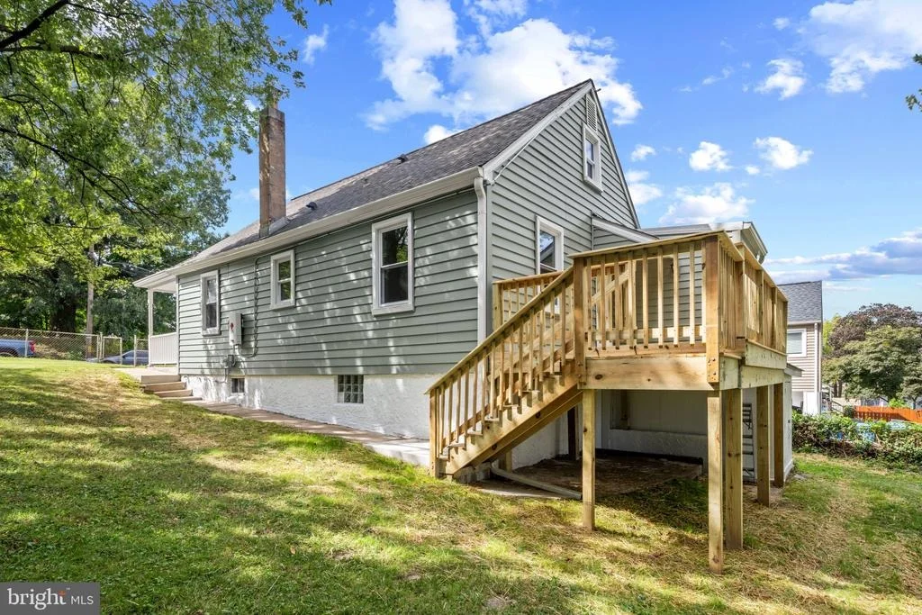 Photo of 210 4TH AVENUE