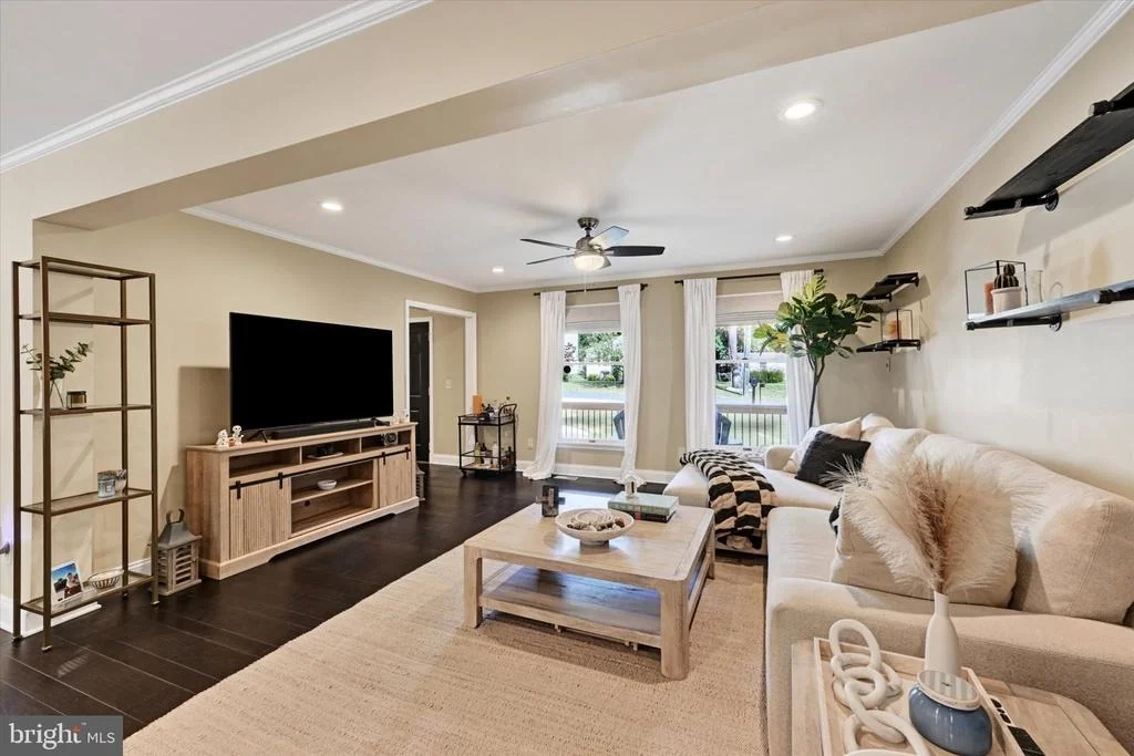 Photo of 1292 SWAN DRIVE