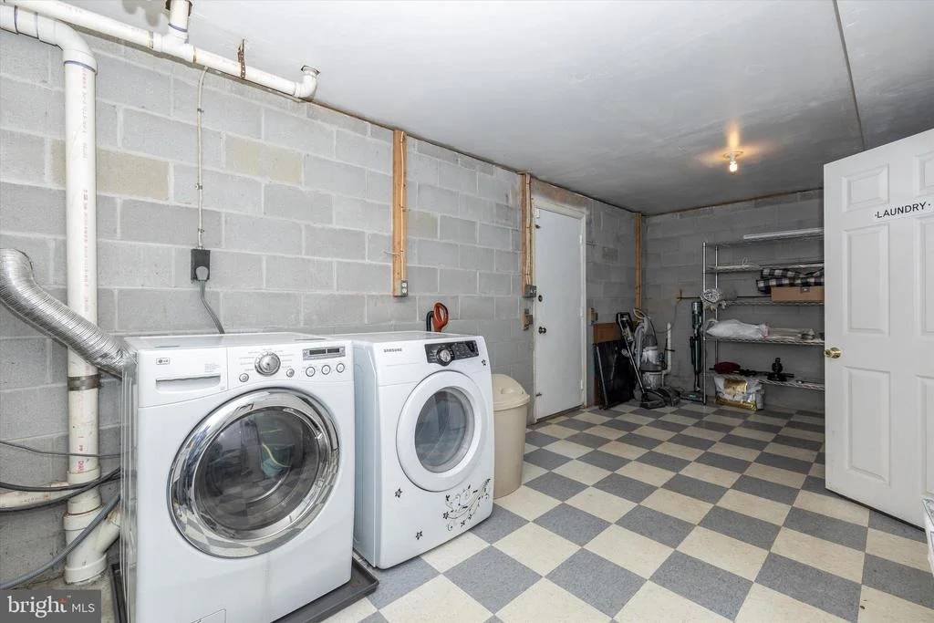Photo of 1304 SOMERSET ROAD