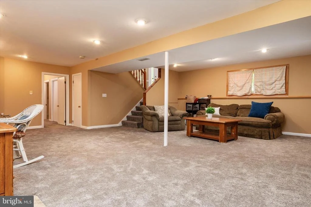 Photo of 2194 HALLMARK COURT