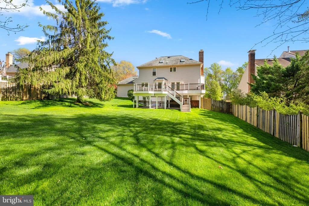 Photo of 7908 DEERLEE DRIVE