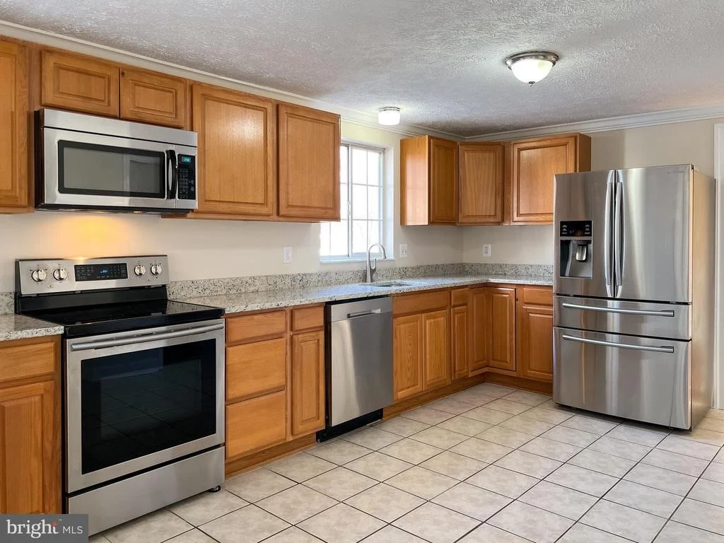 Photo of 1800 LAWNVIEW DRIVE