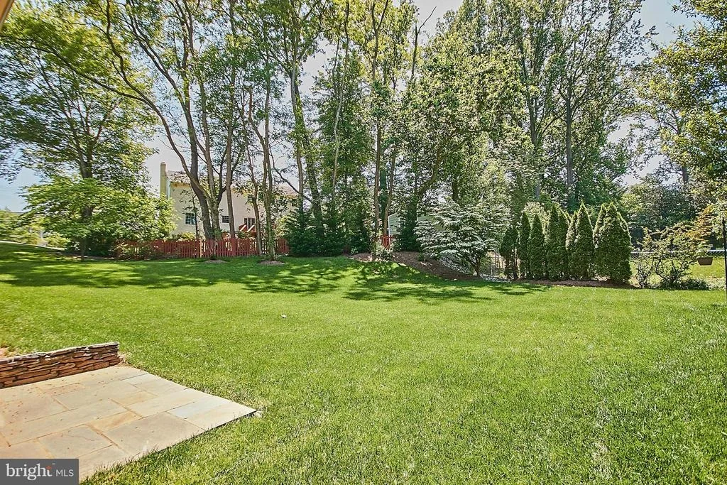 Photo of 6415 NOBLE DRIVE